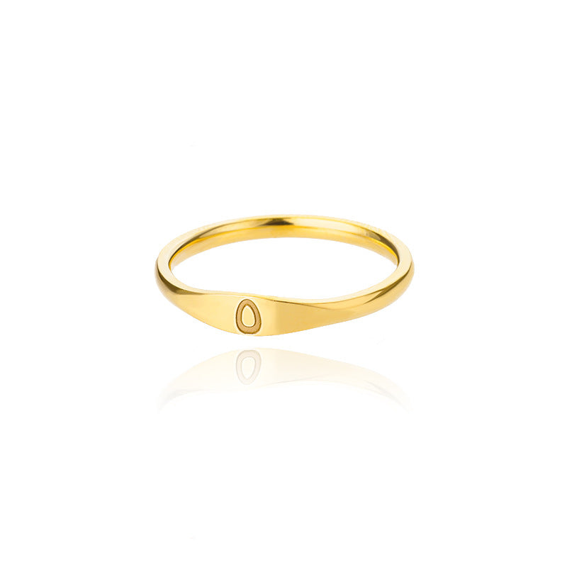 Velmora initial letter ring, letter O